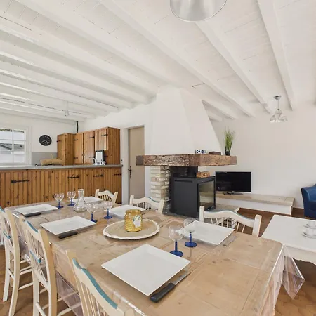 500 M De La Plage, Jardin, Maison Pour 5 Hébergement de vacances Saint-Jean-de-Monts