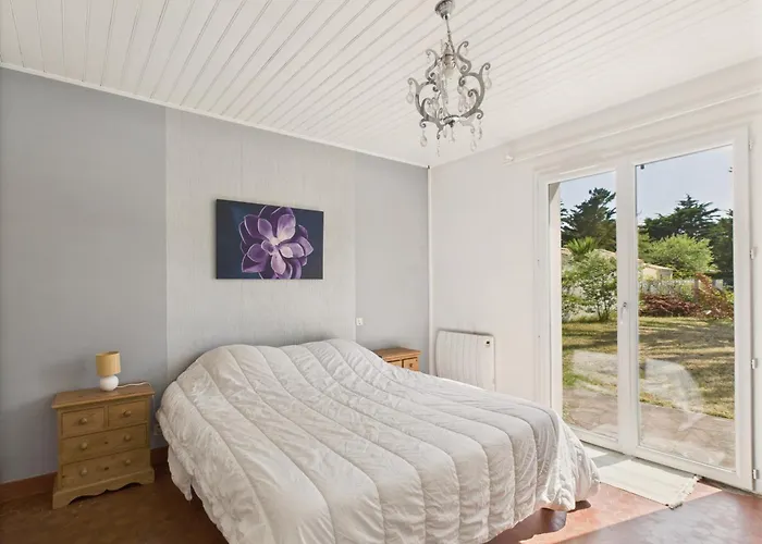 500 M De La Plage, Jardin, Maison Pour 5 Hébergement de vacances